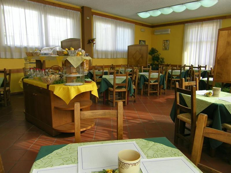 Hotel Astoria Altopascio Eksteriør bilde