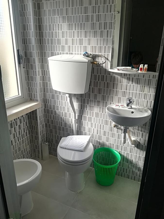 Hotel Astoria Altopascio Eksteriør bilde